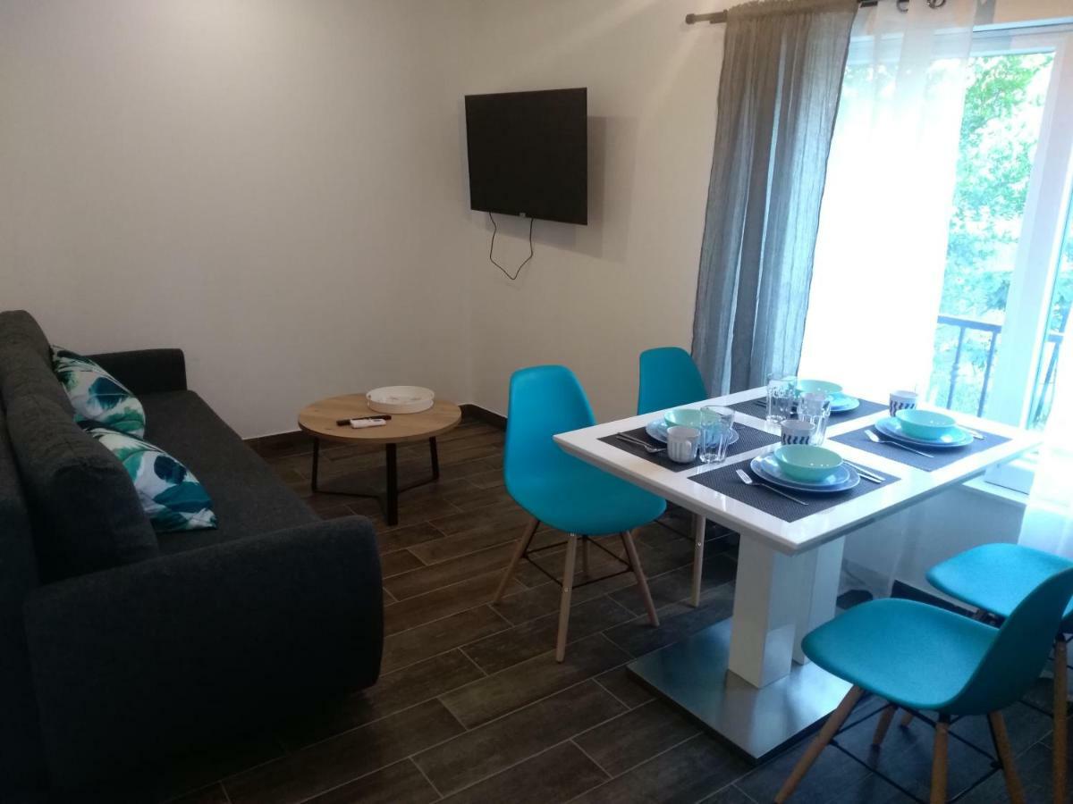 Apartment Simply Rodin Каштела Экстерьер фото