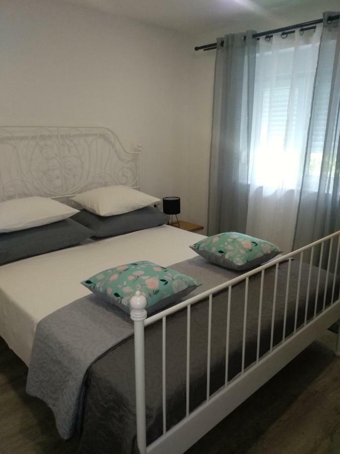 Apartment Simply Rodin Каштела Экстерьер фото
